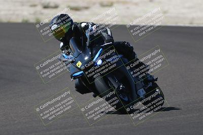 media/Sep-21-2025-TrackDaz (Sun) [[277c75b276]]/C Group/1140pm (Turn 3)/
